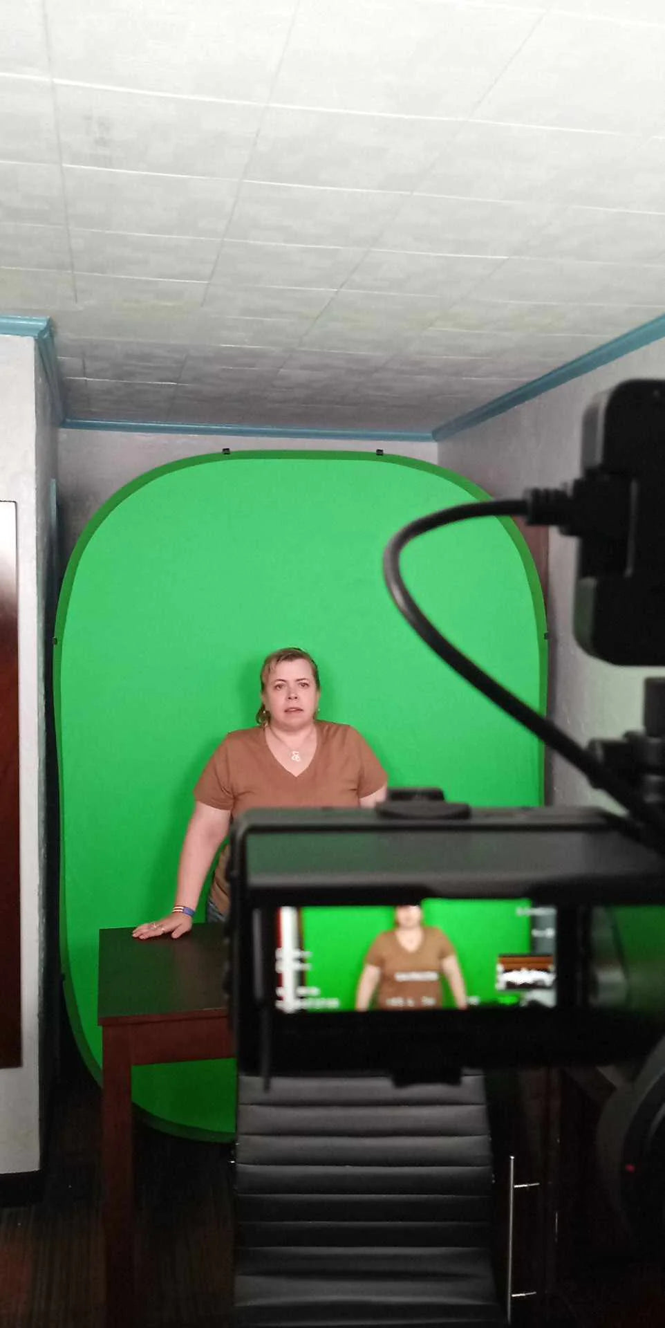 Alt Image